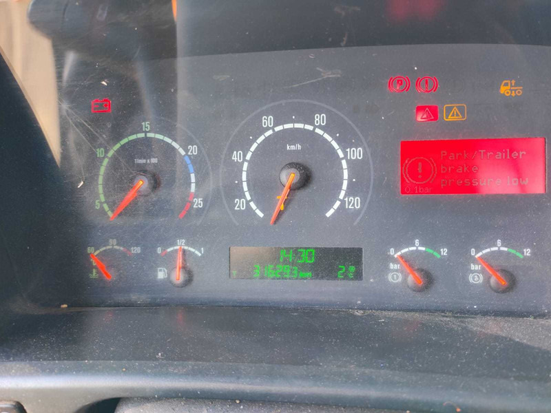 Rahmen/ Chassis für LKW Scania P 230 DB4x2 / DC9 13 ENGINE / GEARBOX GR900: das Bild 10 Rahmen/ Chassis für LKW Scania P 230 DB4x2 / DC9 13 ENGINE / GEARBOX GR900: das Bild 10