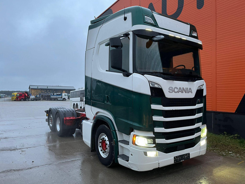Scania S 540 6x2 9 TON FRONT AXLE / RETARDER / CHASSIS L=5736 mm - Fahrgestell LKW: das Bild 3 Scania S 540 6x2 9 TON FRONT AXLE / RETARDER / CHASSIS L=5736 mm - Fahrgestell LKW: das Bild 3