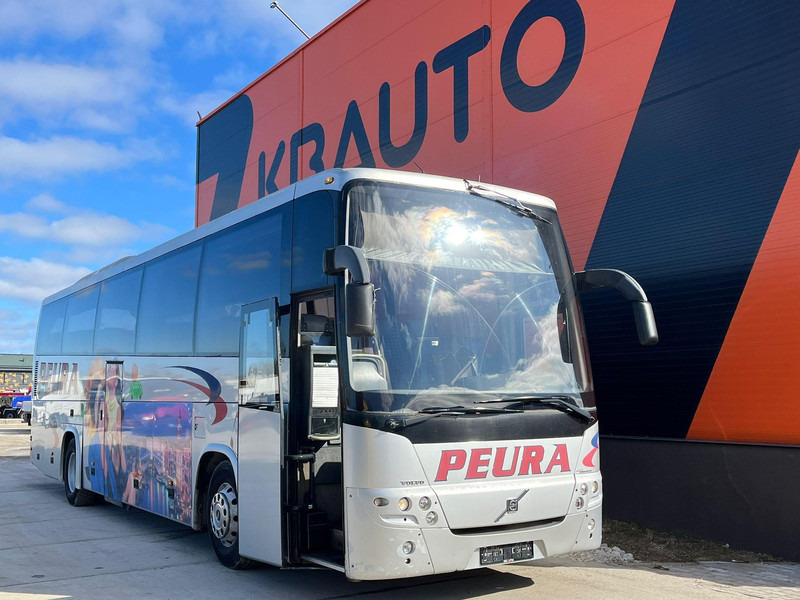 Reisebus Volvo B12B 4x2 9900 48 SEATS / AC / AUXILIARY HEATING / WC / CD: das Bild 1