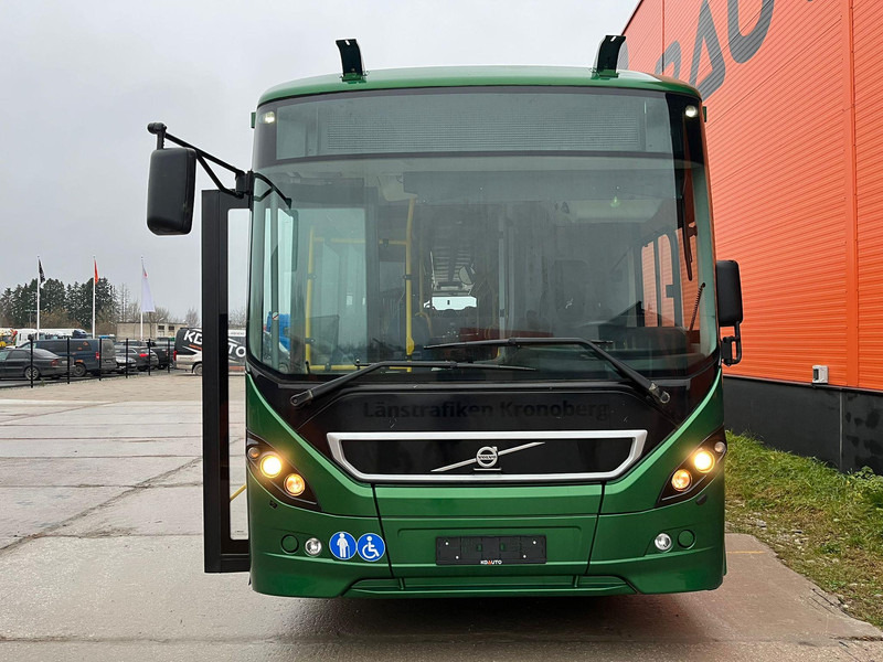 Volvo B8RLE 8900 6x2 AC / AUXILIARY HEATER / WHEELCHAIR RAMP - Linienbus: das Bild 2 Volvo B8RLE 8900 6x2 AC / AUXILIARY HEATER / WHEELCHAIR RAMP - Linienbus: das Bild 2