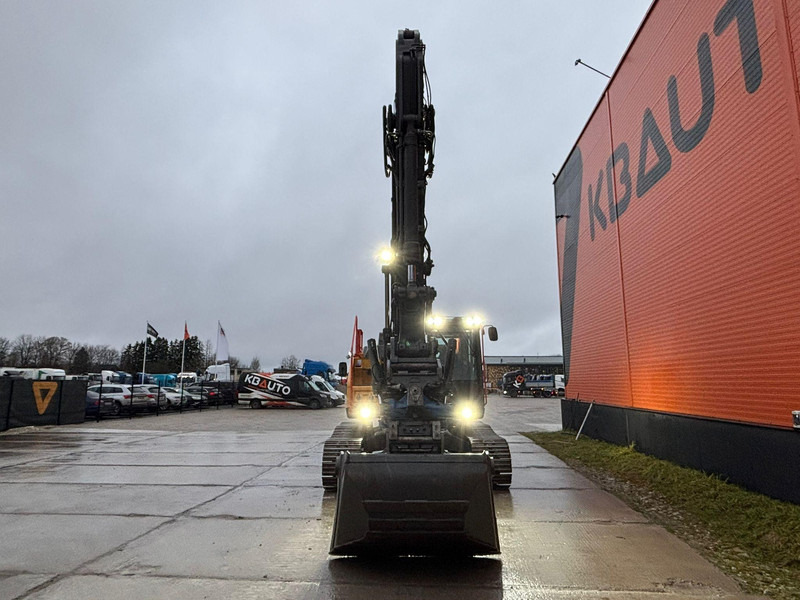 Volvo EC 220 EL ROTOTILT / CENTRAL LUBRICATION / AC / WEBASTO - Kettenbagger: das Bild 3 Volvo EC 220 EL ROTOTILT / CENTRAL LUBRICATION / AC / WEBASTO - Kettenbagger: das Bild 3