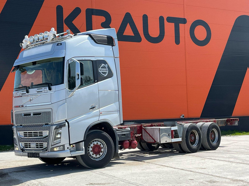 Volvo FH 16 750 6x4 9 TON FRONT AXLE / RETARDER / PTO / CHASSIS L=7856 mm - Fahrgestell LKW: das Bild 1 Volvo FH 16 750 6x4 9 TON FRONT AXLE / RETARDER / PTO / CHASSIS L=7856 mm - Fahrgestell LKW: das Bild 1