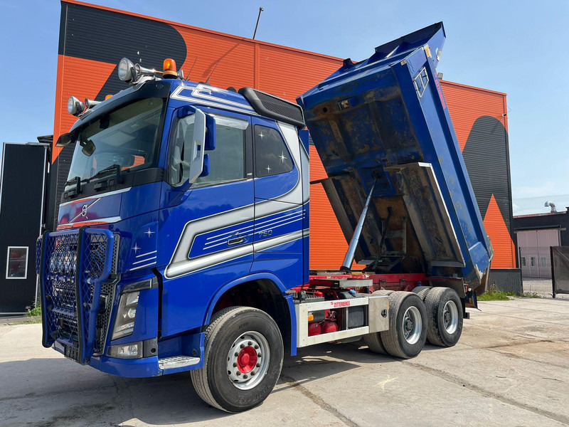 Volvo FH 16 750 6x4 RETARDER / TANDEM AXLE LIFT / BIG AXLES / BOX L=4732 mm - Kipper: das Bild 2 Volvo FH 16 750 6x4 RETARDER / TANDEM AXLE LIFT / BIG AXLES / BOX L=4732 mm - Kipper: das Bild 2