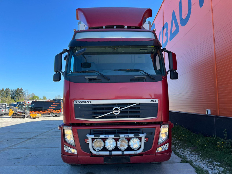 Volvo FH 440 6x2 FOR SALE AS CHASSIS / CHASSIS L=7400 mm - Fahrgestell LKW: das Bild 2 Volvo FH 440 6x2 FOR SALE AS CHASSIS / CHASSIS L=7400 mm - Fahrgestell LKW: das Bild 2