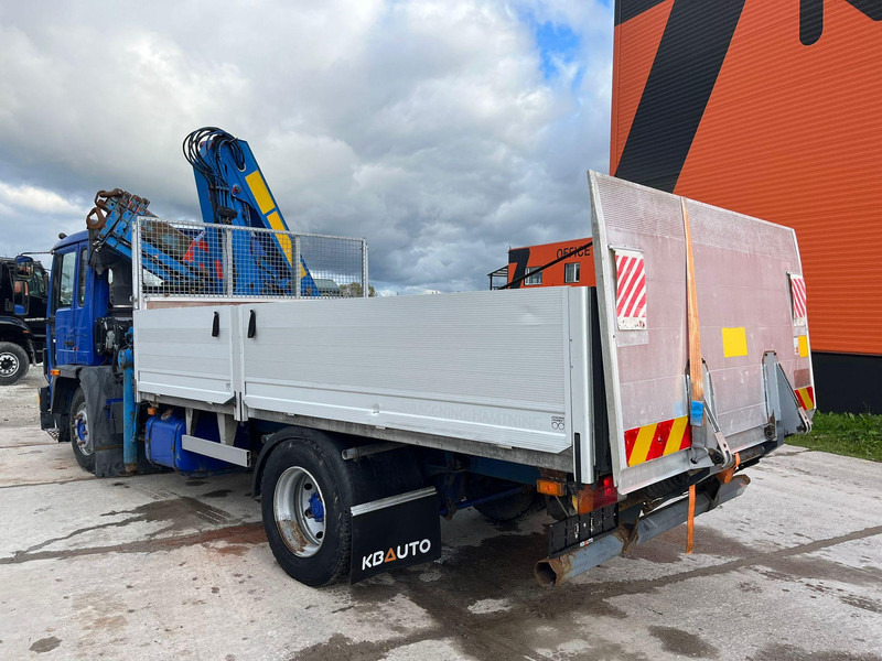 Pritsche LKW, Autokran Volvo FL 608 4x2 PK 8200 / BOX L=4249 mm: das Bild 8 Pritsche LKW, Autokran Volvo FL 608 4x2 PK 8200 / BOX L=4249 mm: das Bild 8