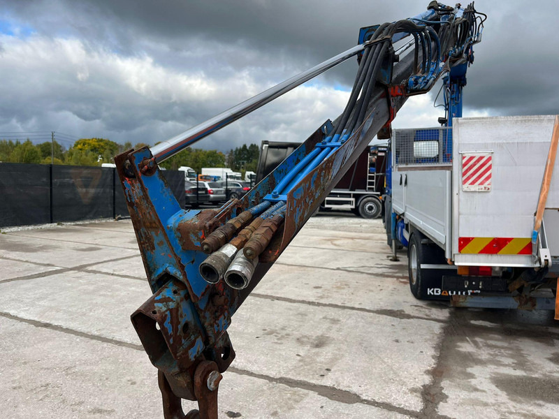 Pritsche LKW, Autokran Volvo FL 608 4x2 PK 8200 / BOX L=4249 mm: das Bild 11 Pritsche LKW, Autokran Volvo FL 608 4x2 PK 8200 / BOX L=4249 mm: das Bild 11