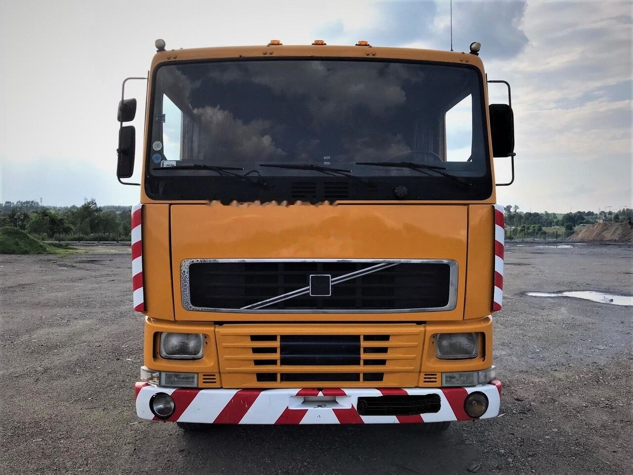 Volvo F1234C - Sattelzugmaschine: das Bild 2 Volvo F1234C - Sattelzugmaschine: das Bild 2