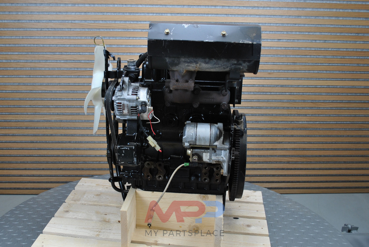 ISUZU 3CC1 - Motor für Traktor: das Bild 5 ISUZU 3CC1 - Motor für Traktor: das Bild 5