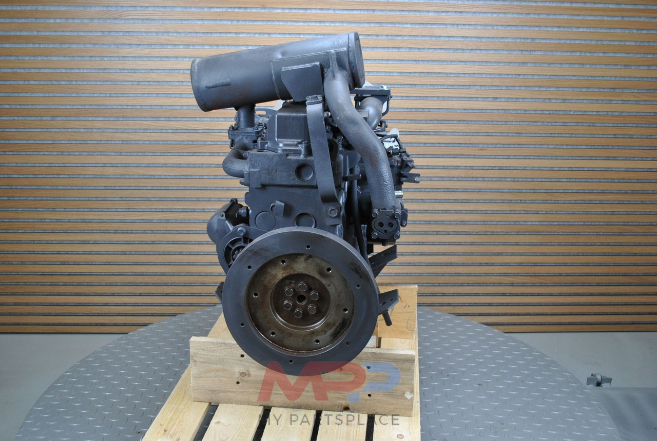 Kubota Kubota V2203 - Motor für Landmaschine: das Bild 3 Kubota Kubota V2203 - Motor für Landmaschine: das Bild 3