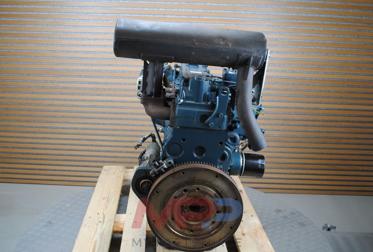 Kubota Kubota V3300 - Motor: das Bild 3 Kubota Kubota V3300 - Motor: das Bild 3