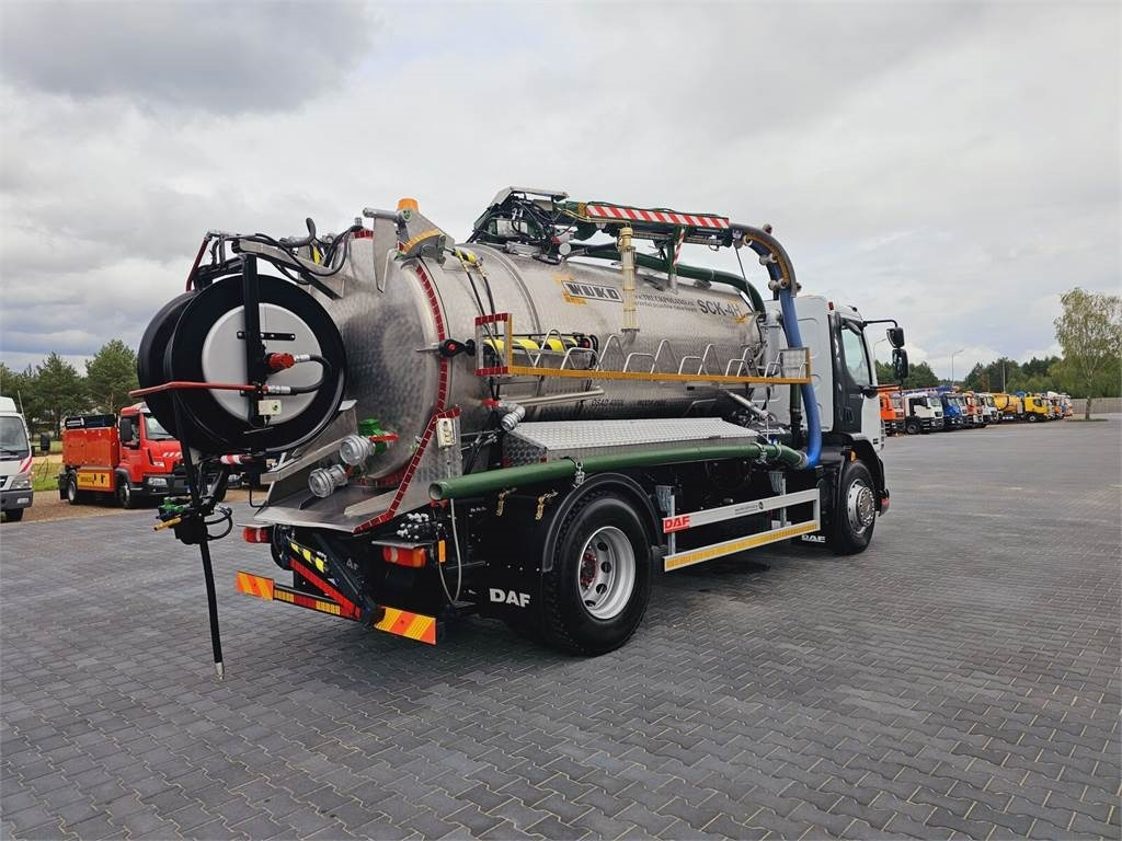 Saug-/ Spülfahrzeug DAF WUKO SCK-4HW for collecting waste liquid separator: das Bild 6