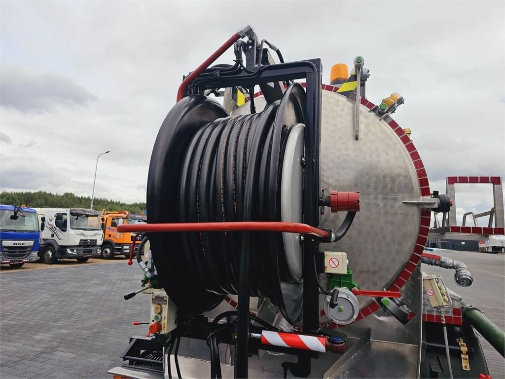 Saug-/ Spülfahrzeug DAF WUKO SCK-4HW for collecting waste liquid separator: das Bild 19
