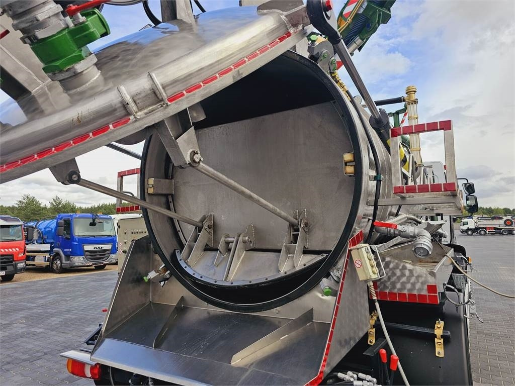 Saug-/ Spülfahrzeug DAF WUKO SCK-4HW for collecting waste liquid separator: das Bild 28