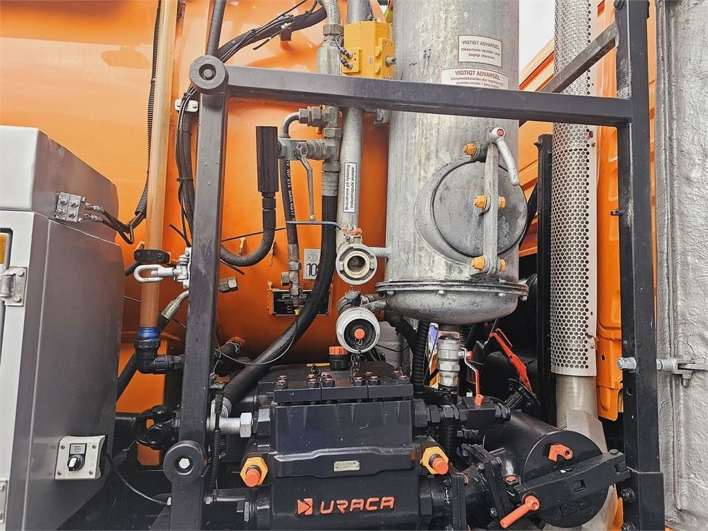 Kommunal-/ Sonderfahrzeug MAN FFG ELEPHANT WUKO COMBI FOR DUCT CLEANING: das Bild 21