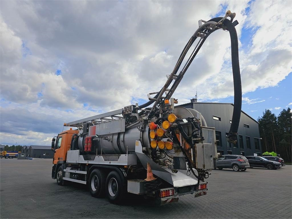 Mercedes-Benz WUKO KROLL COMBI FOR SEWER CLEANING - Kommunal-/ Sonderfahrzeug: das Bild 5 Mercedes-Benz WUKO KROLL COMBI FOR SEWER CLEANING - Kommunal-/ Sonderfahrzeug: das Bild 5