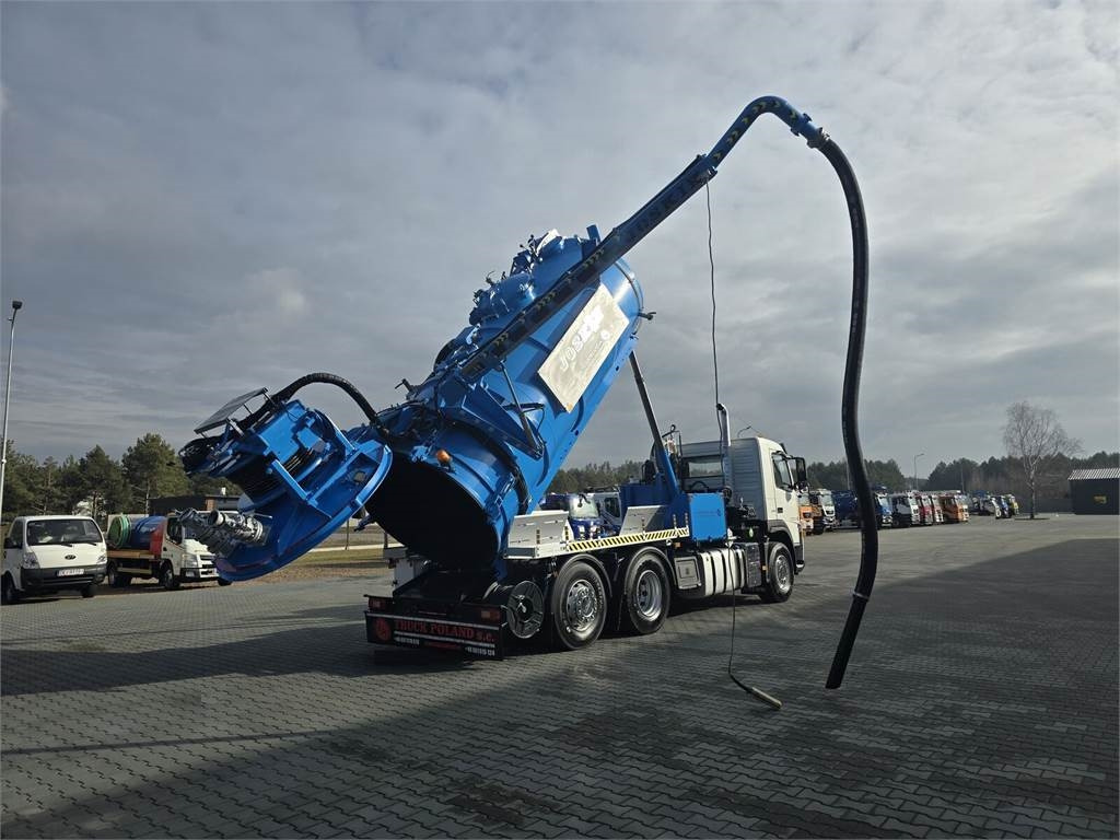 Volvo JOSKIN WUKO FOR CLEANING COMBI - Kommunal-/ Sonderfahrzeug: das Bild 1 Volvo JOSKIN WUKO FOR CLEANING COMBI - Kommunal-/ Sonderfahrzeug: das Bild 1