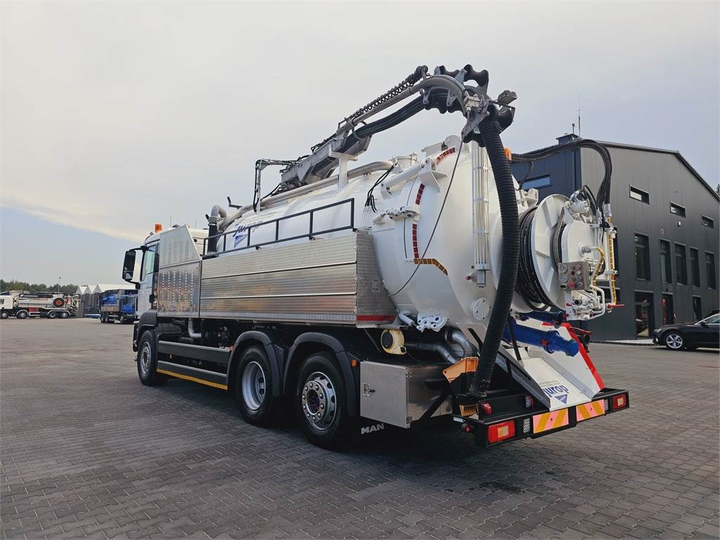 MAN JUROP VJC9 / 5 2010 WUKO for collecting liquid was - Saug-/ Spülfahrzeug: das Bild 5 MAN JUROP VJC9 / 5 2010 WUKO for collecting liquid was - Saug-/ Spülfahrzeug: das Bild 5