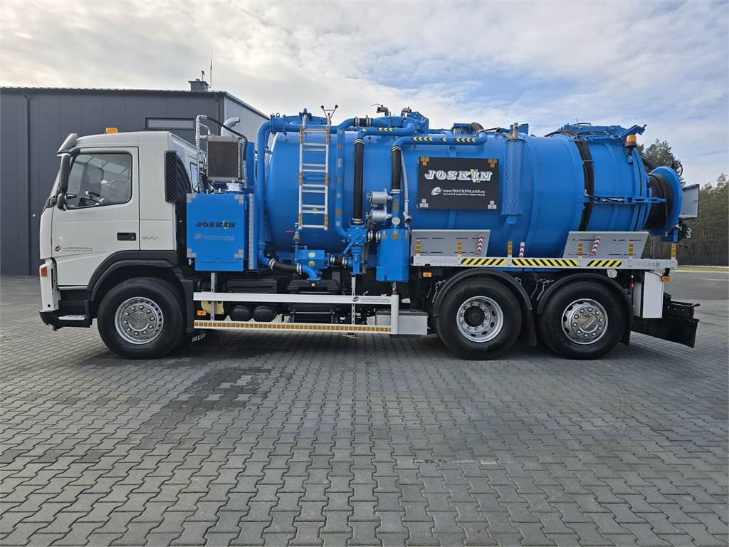 Volvo JOSKIN WUKO FOR CLEANING CHANNELS COMBI - Saug-/ Spülfahrzeug: das Bild 4 Volvo JOSKIN WUKO FOR CLEANING CHANNELS COMBI - Saug-/ Spülfahrzeug: das Bild 4