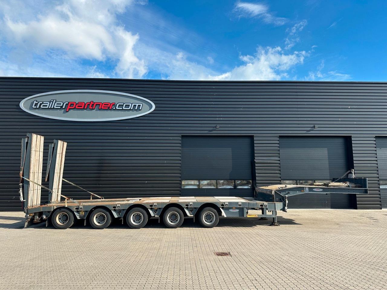 Faymonville 5 achs tieflader / ausziehbar / rampen - Tieflader Auflieger: das Bild 1 Faymonville 5 achs tieflader / ausziehbar / rampen - Tieflader Auflieger: das Bild 1