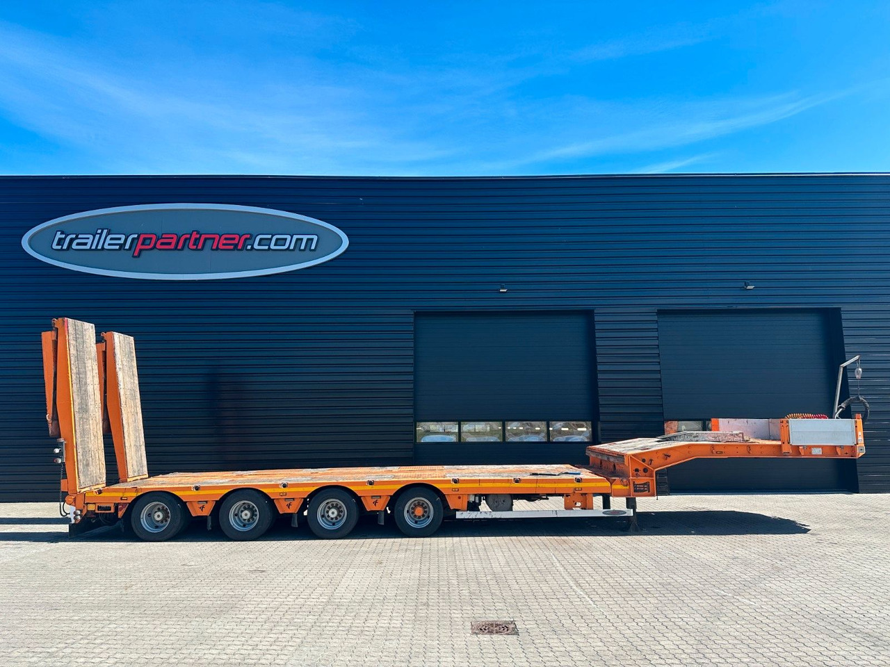 Faymonville Multimax 4 achs tieflader / Hydr. verbretiterung Faymonville Multimax 4 achs tieflader / Hydr. verbretiterung - Tieflader Auflieger: das Bild 1 Faymonville Multimax 4 achs tieflader / Hydr. verbretiterung Faymonville Multimax 4 achs tieflader / Hydr. verbretiterung - Tieflader Auflieger: das Bild 1