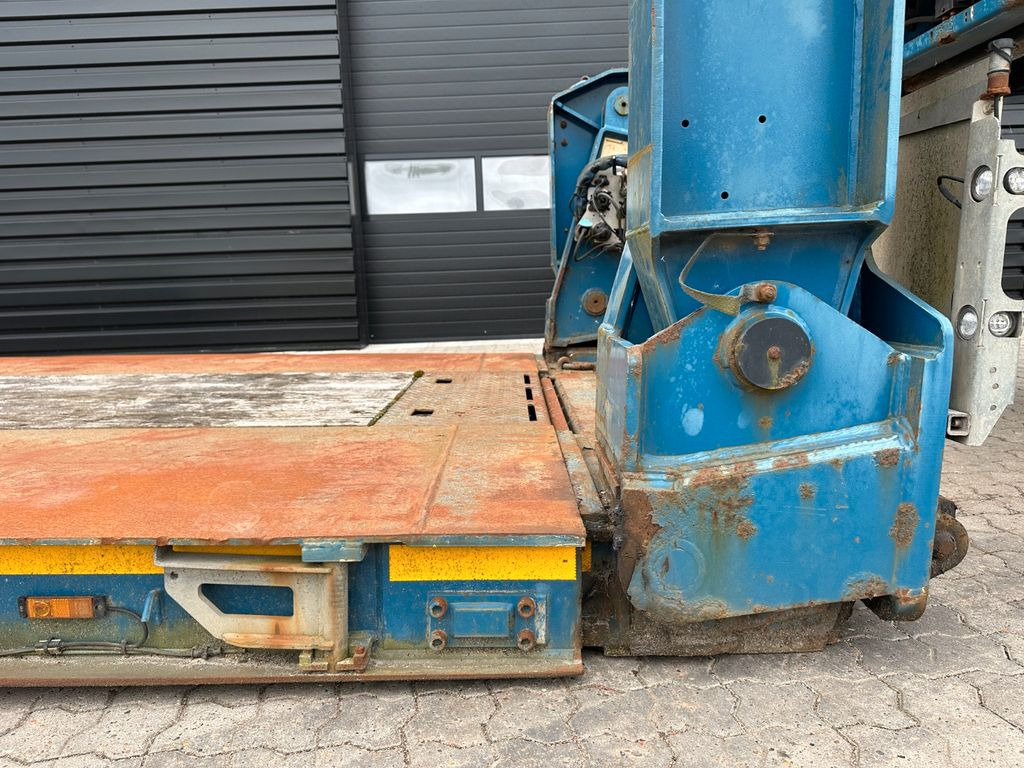 Faymonville Tiefbett / ausziehbar Faymonville Tiefbett / ausziehbar - Tieflader Auflieger: das Bild 4 Faymonville Tiefbett / ausziehbar Faymonville Tiefbett / ausziehbar - Tieflader Auflieger: das Bild 4