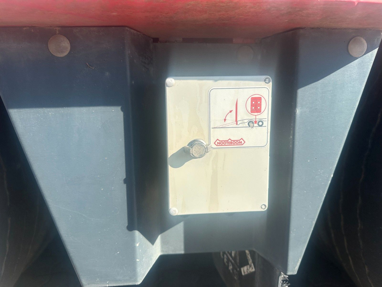 Nooteboom 4 achs anhänger / Doppelt rampen - Tieflader Anhänger: das Bild 5 Nooteboom 4 achs anhänger / Doppelt rampen - Tieflader Anhänger: das Bild 5