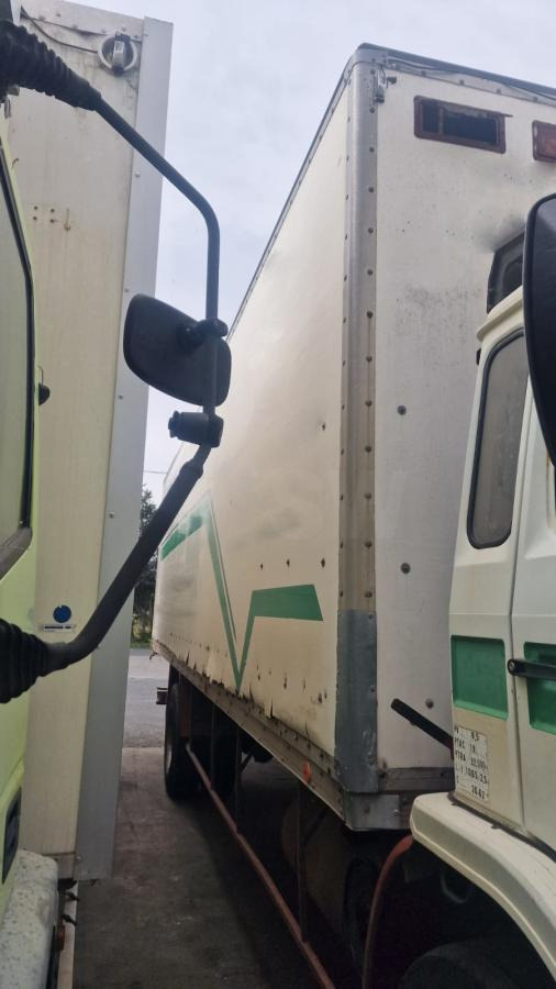 Renault Gamme G 260 - Koffer LKW: das Bild 3 Renault Gamme G 260 - Koffer LKW: das Bild 3