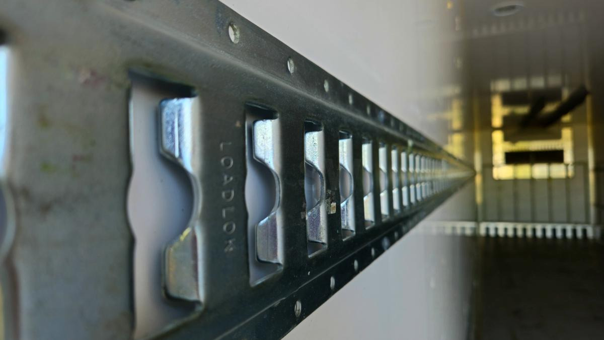 Schmitz Cargobull / Chereau / Lamberet (Location / Rent) - Kühlkoffer Auflieger: das Bild 5 Schmitz Cargobull / Chereau / Lamberet (Location / Rent) - Kühlkoffer Auflieger: das Bild 5