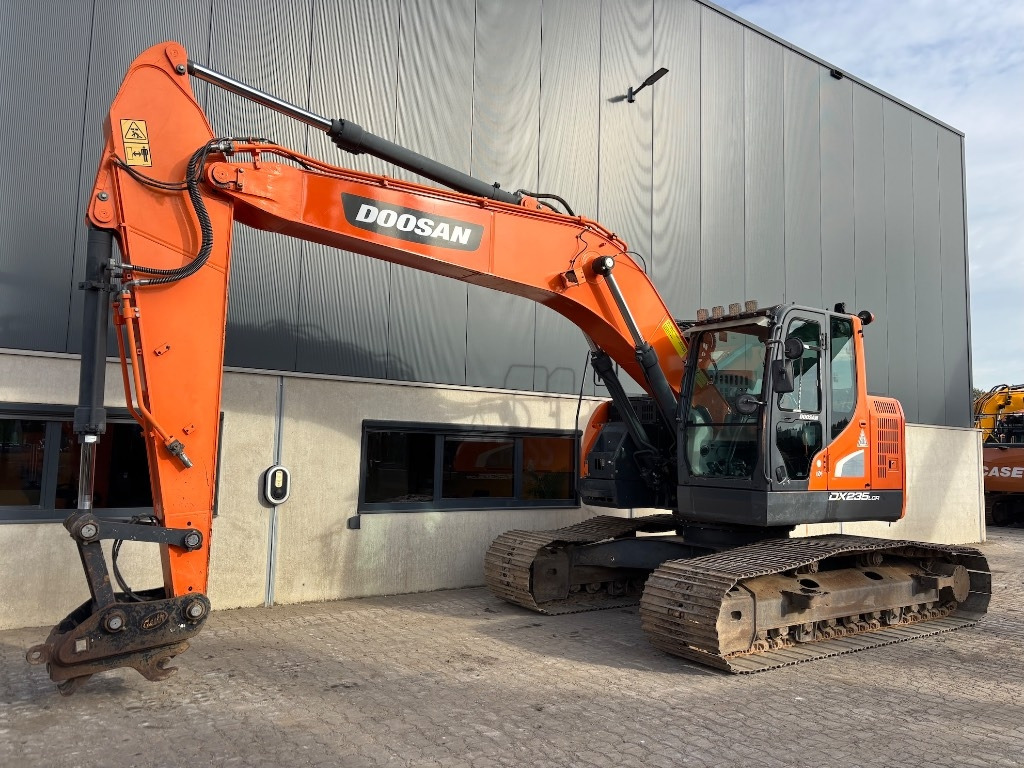 Doosan DX 235 LCR-5 - DX235 - DX235LCR - 235 - Kettenbagger: das Bild 1 Doosan DX 235 LCR-5 - DX235 - DX235LCR - 235 - Kettenbagger: das Bild 1