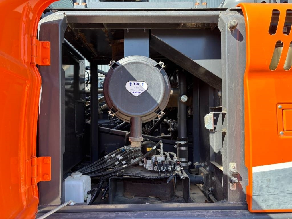 Kettenbagger Doosan DX 255 LC-5 -- DX255LC -- DX 225: das Bild 25