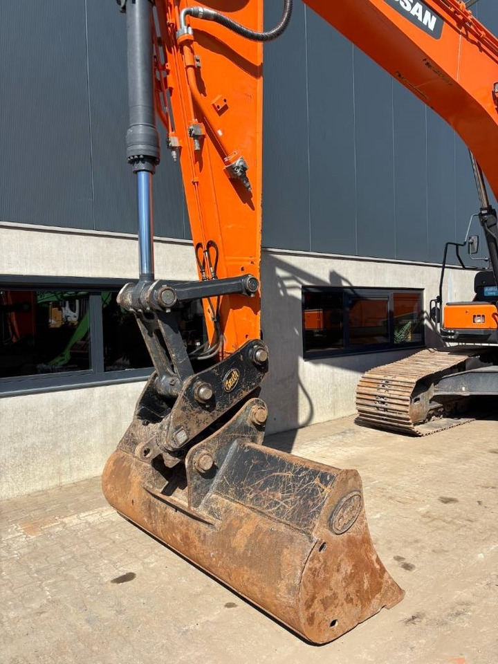 Kettenbagger Doosan DX 255 LC-5 -- DX255LC -- DX 225: das Bild 11