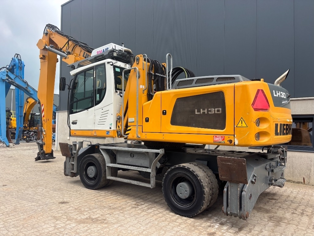 Umschlagbagger Liebherr LH 30 M - LH 35 M - LH 26 M: das Bild 7
