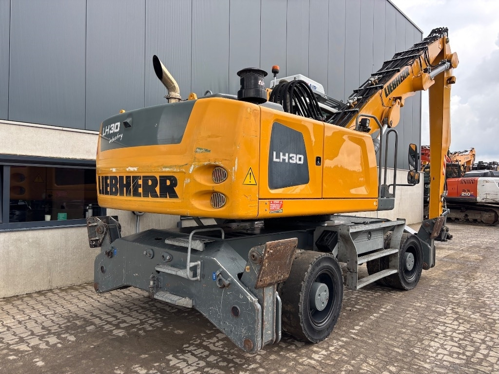 Umschlagbagger Liebherr LH 30 M - LH 35 M - LH 26 M: das Bild 9