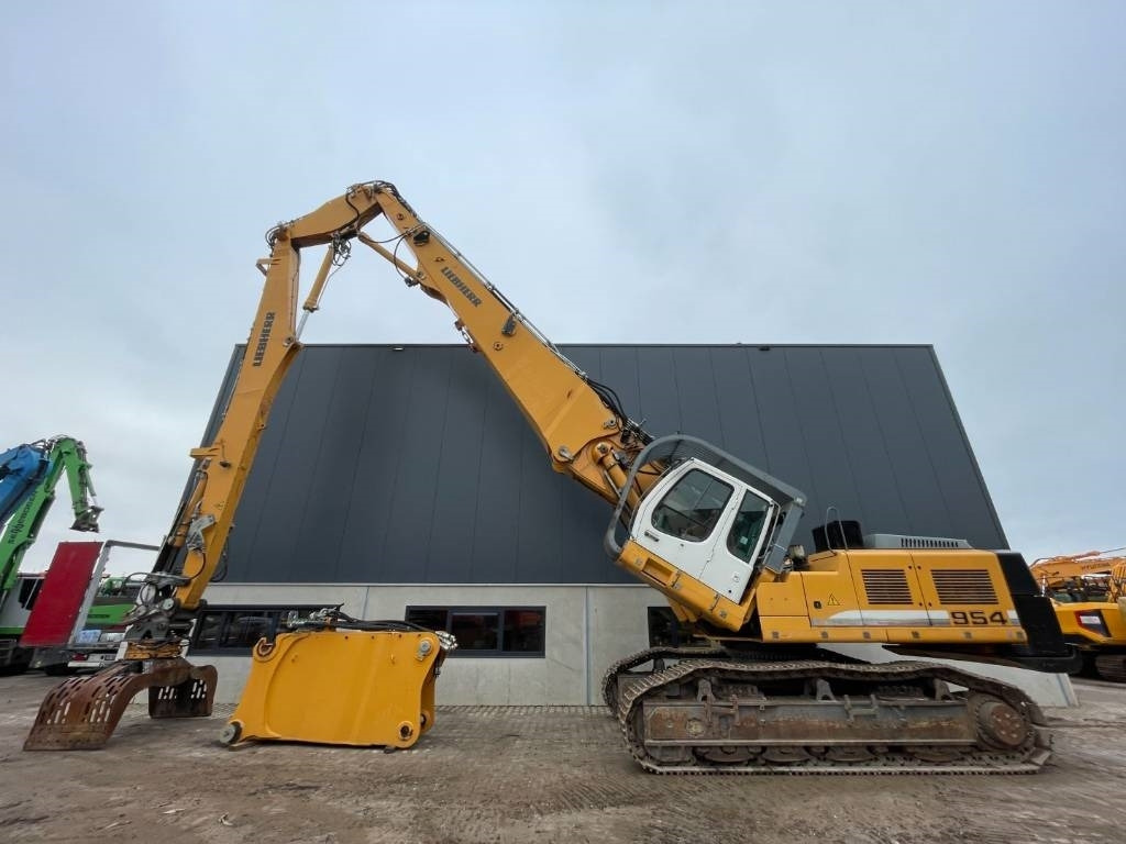 Liebherr R 954 C HDV -- 28 mtr -- High Reach Demolition - Abrissbagger: das Bild 1 Liebherr R 954 C HDV -- 28 mtr -- High Reach Demolition - Abrissbagger: das Bild 1