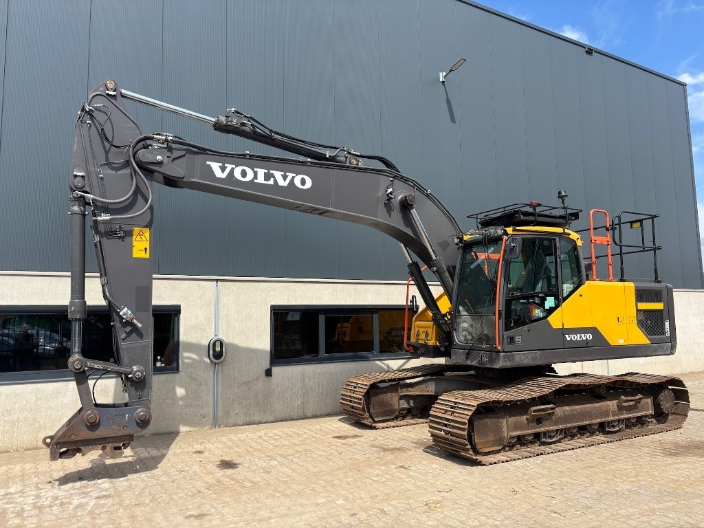 Volvo EC 220 E L - EC220 - Kettenbagger: das Bild 1 Volvo EC 220 E L - EC220 - Kettenbagger: das Bild 1