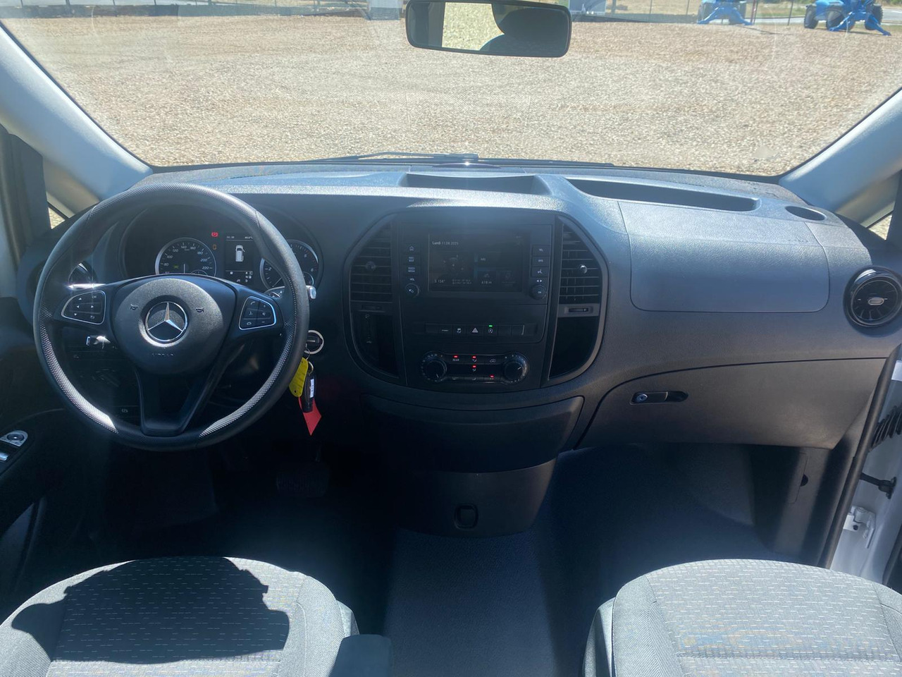 MERCEDES-BENZ Vito Tourer 114 CDI 136 Long Pro 9G-Tronic 8 Places - Personentransporter: das Bild 5 MERCEDES-BENZ Vito Tourer 114 CDI 136 Long Pro 9G-Tronic 8 Places - Personentransporter: das Bild 5