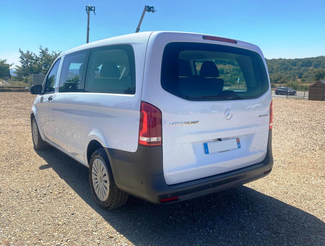 MERCEDES-BENZ Vito Tourer 114 CDI 136 Long Pro 9G-Tronic 8 Places - Personentransporter: das Bild 3 MERCEDES-BENZ Vito Tourer 114 CDI 136 Long Pro 9G-Tronic 8 Places - Personentransporter: das Bild 3