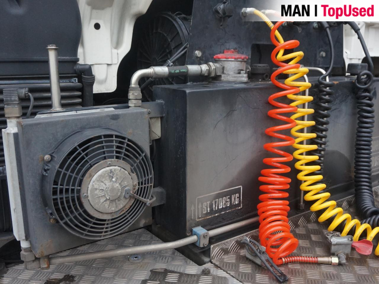 MAN TGX 26.510 6x2/4 BL SA / PTO / Hydrauliek / Retard - Sattelzugmaschine: das Bild 3 MAN TGX 26.510 6x2/4 BL SA / PTO / Hydrauliek / Retard - Sattelzugmaschine: das Bild 3