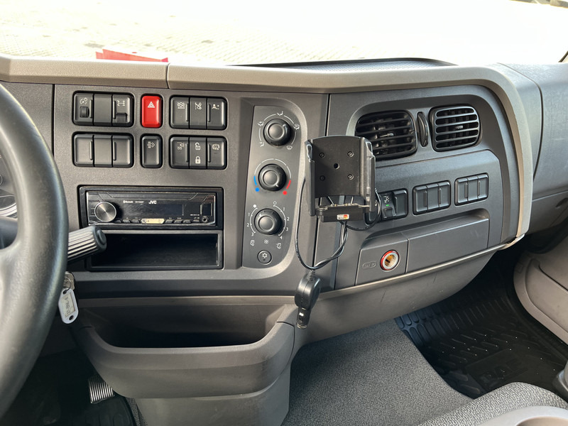 DAF LF 180 FA Euro 6 / 12 Ton / 400 dkm / Box / Laadklep - Koffer LKW: das Bild 5 DAF LF 180 FA Euro 6 / 12 Ton / 400 dkm / Box / Laadklep - Koffer LKW: das Bild 5