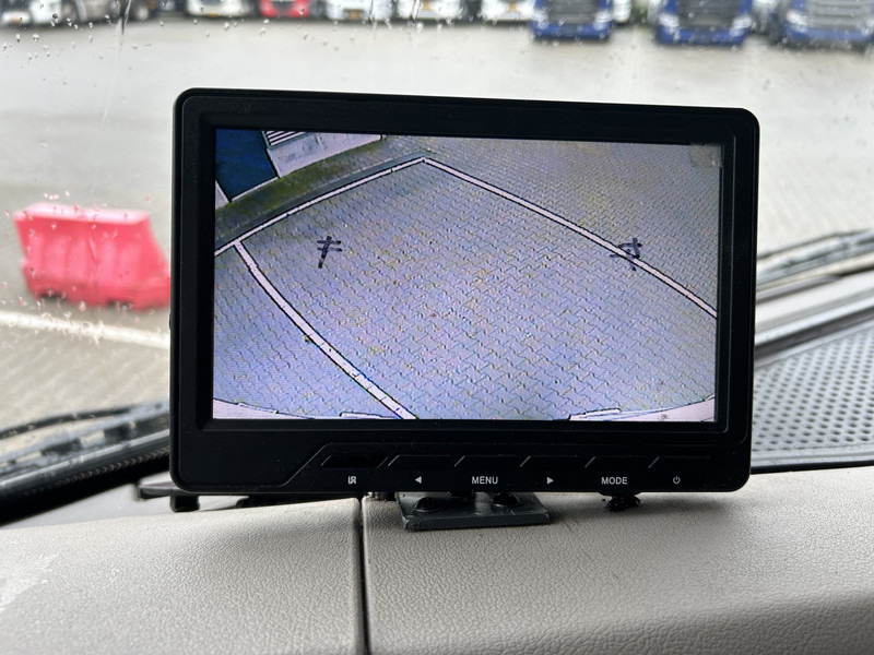 Koffer LKW DAF LF 210 FA / 12 Ton / 450 dkm / Tacho V2 / Box / Laadklep / APK TUV 09-26: das Bild 7