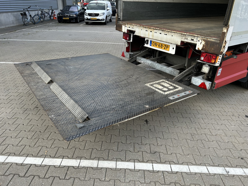 Groenewegen Jumbo / City / Box / Laadklep 2500 kg / APK TUV 11-25 - Koffer Auflieger: das Bild 5 Groenewegen Jumbo / City / Box / Laadklep 2500 kg / APK TUV 11-25 - Koffer Auflieger: das Bild 5