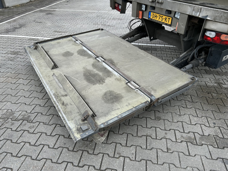 H.T.F. HZO 39 / Carrier Vector 1800 Frigo / Flowers / Loadlift 2500 kg / NL Trailer - Kühlkoffer Auflieger: das Bild 5 H.T.F. HZO 39 / Carrier Vector 1800 Frigo / Flowers / Loadlift 2500 kg / NL Trailer - Kühlkoffer Auflieger: das Bild 5