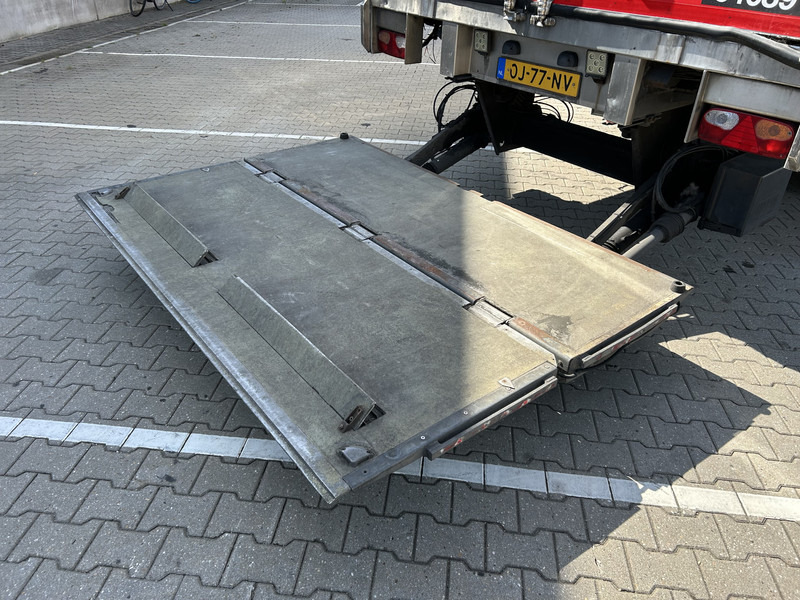 H.T.F. HZO 39 / Carrier Vector 1800 Frigo / Loadlift 2500 kg / APK TUV 01-26 - Kühlkoffer Auflieger: das Bild 5 H.T.F. HZO 39 / Carrier Vector 1800 Frigo / Loadlift 2500 kg / APK TUV 01-26 - Kühlkoffer Auflieger: das Bild 5