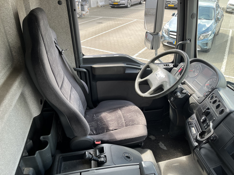 MAN TGL 12.180 / 12 Ton / 781 dkm / Oil Leak / Canvas Box / APK TUV 10-25 - Koffer LKW: das Bild 3 MAN TGL 12.180 / 12 Ton / 781 dkm / Oil Leak / Canvas Box / APK TUV 10-25 - Koffer LKW: das Bild 3