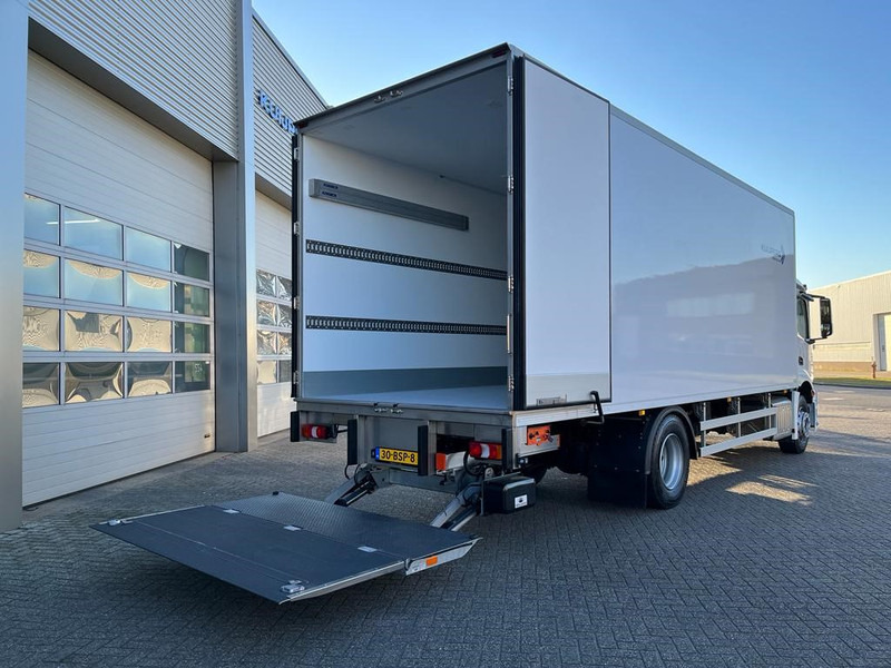 Mercedes-Benz Actros 2124 / Carrier Koeler / Alleen Te Huur -> 013-7200971 - Kühlkoffer LKW: das Bild 2 Mercedes-Benz Actros 2124 / Carrier Koeler / Alleen Te Huur -> 013-7200971 - Kühlkoffer LKW: das Bild 2