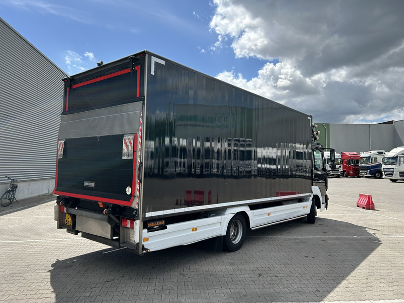 Mercedes-Benz Atego 818 / 8 Ton / 676 dkm / Box / Laadklep / APK TUV 03-26 - Koffer LKW: das Bild 2 Mercedes-Benz Atego 818 / 8 Ton / 676 dkm / Box / Laadklep / APK TUV 03-26 - Koffer LKW: das Bild 2