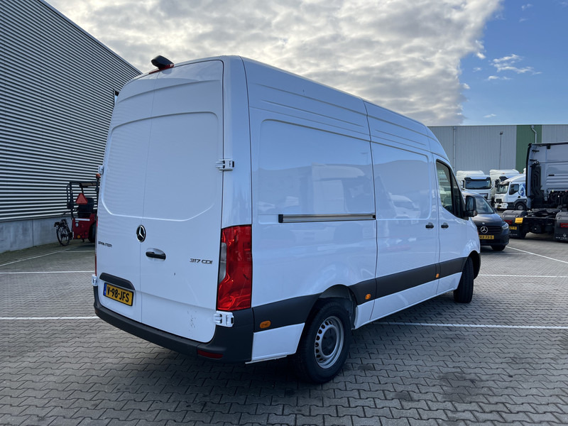 Mercedes-Benz Sprinter 317 1.9 CDI Select HD / Koel voorbereiding / L2 H2 - Kühltransporter: das Bild 2 Mercedes-Benz Sprinter 317 1.9 CDI Select HD / Koel voorbereiding / L2 H2 - Kühltransporter: das Bild 2