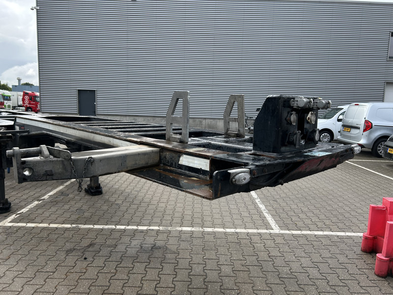 Renders Euro 925 / Container Chassis / 2x 20 - 40 - 45 FT / Drum / APK TUV 07-26 - Container/ Wechselfahrgestell Auflieger: das Bild 3 Renders Euro 925 / Container Chassis / 2x 20 - 40 - 45 FT / Drum / APK TUV 07-26 - Container/ Wechselfahrgestell Auflieger: das Bild 3