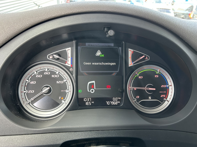 DAF CF 410 FT Space Cab / 707 dkm / New Tacho V2 / APK TUV 12-25 - Sattelzugmaschine: das Bild 4 DAF CF 410 FT Space Cab / 707 dkm / New Tacho V2 / APK TUV 12-25 - Sattelzugmaschine: das Bild 4