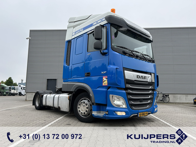 DAF XF 450 FT SC / Mega - Lowdeck / 681 dkm / 2 Tanks / Tacho V2 / Stand Airco - Sattelzugmaschine: das Bild 1 DAF XF 450 FT SC / Mega - Lowdeck / 681 dkm / 2 Tanks / Tacho V2 / Stand Airco - Sattelzugmaschine: das Bild 1